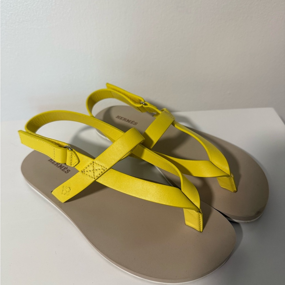 Hermes Tahini Flip-Flop Sandals